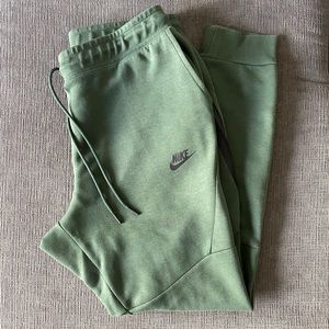 Nike Sportswear Tech - Men's Joggers
